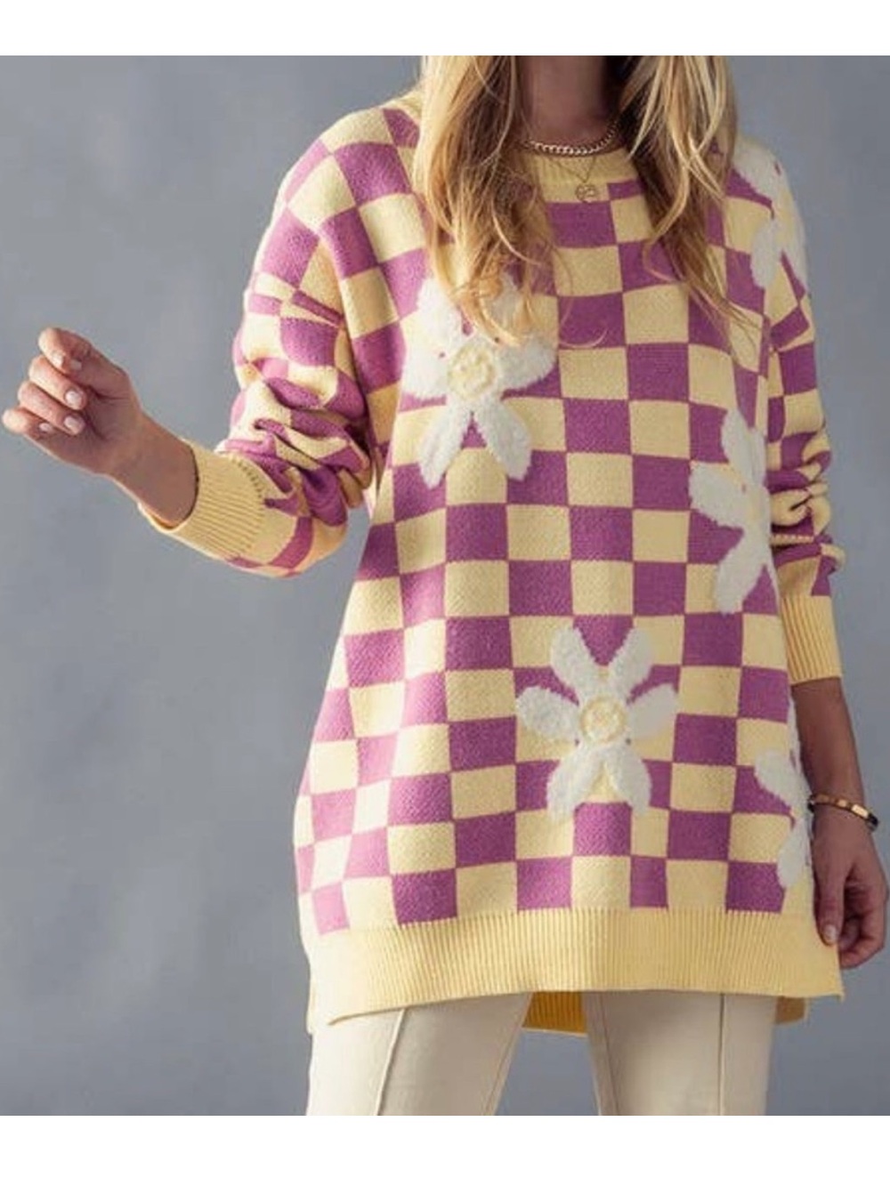 NWOT FLOWER SWEATER
